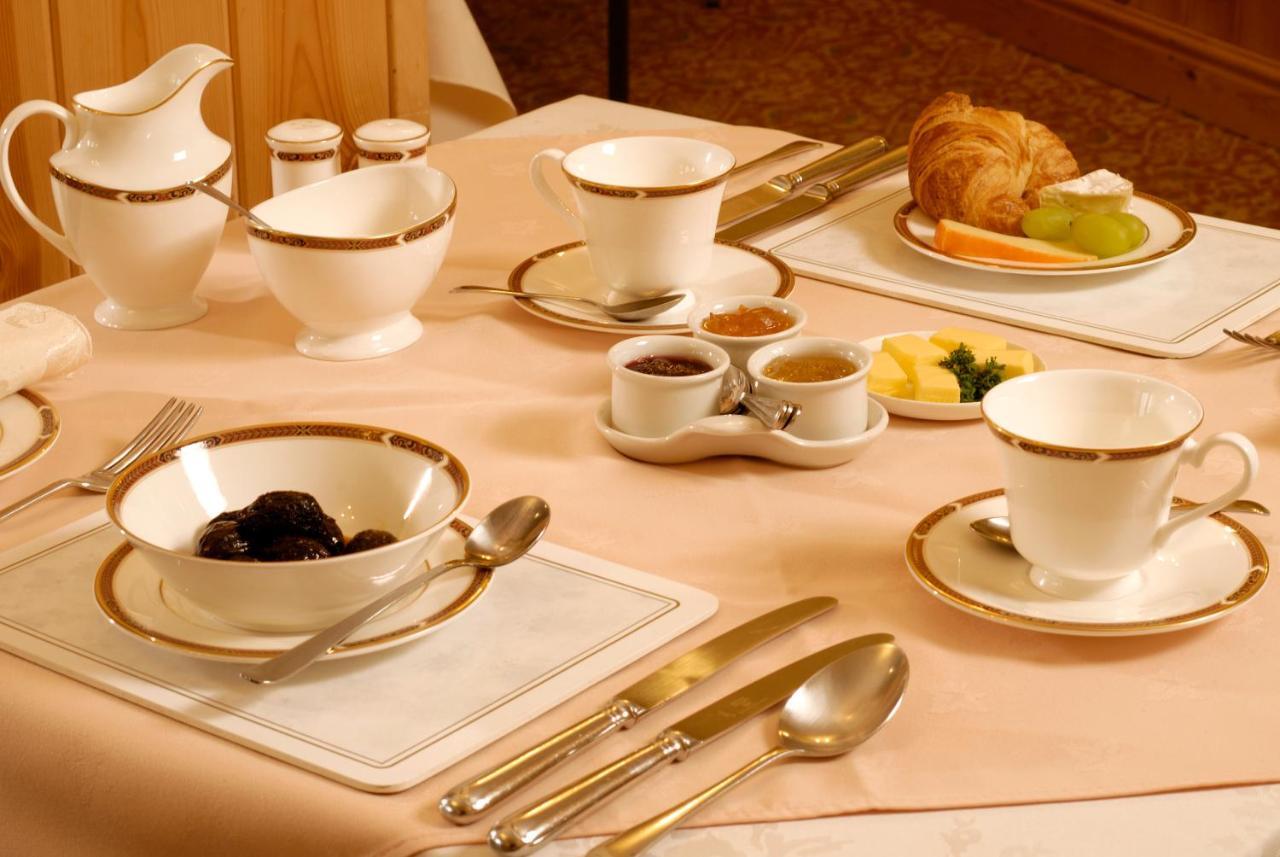 Thornbank House Offering Breakfast And With The Use Of Free Local Health Club 호텔 윈더미어 외부 사진